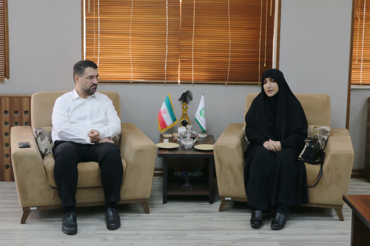 نشست راهبردی ریاست دانشگاه حضرت معصومه (س) با دیوان محاسبات استان قم؛ محوریت انضباط مالی و آمادگی برای شروع سال تحصیلی جدید