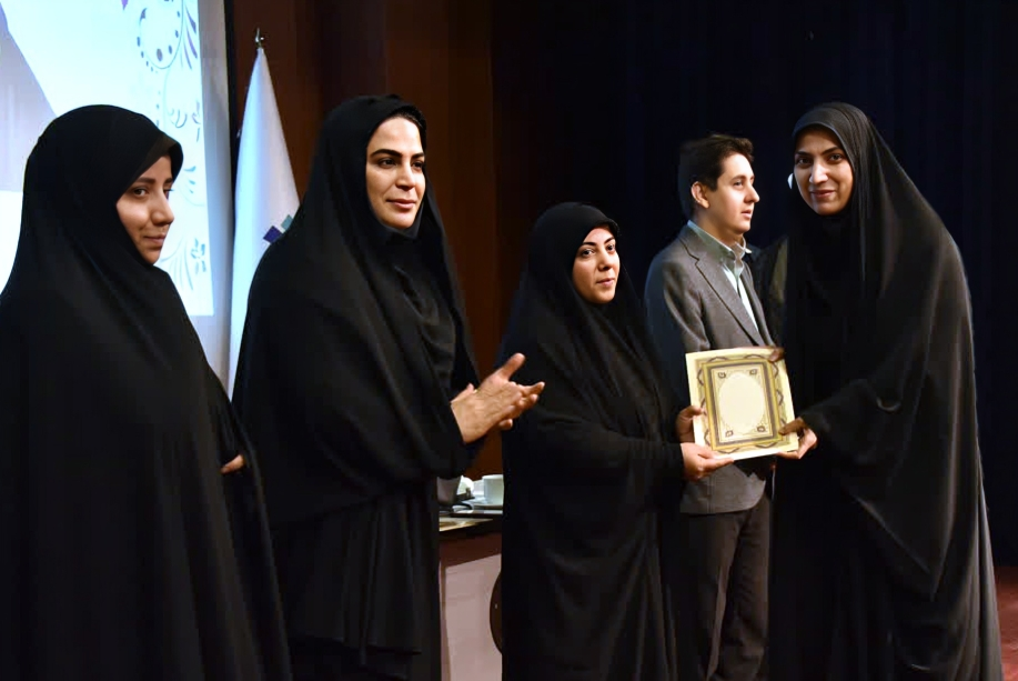 تقدیر از پژوهشگران برتر دانشگاه در روز پژوهش